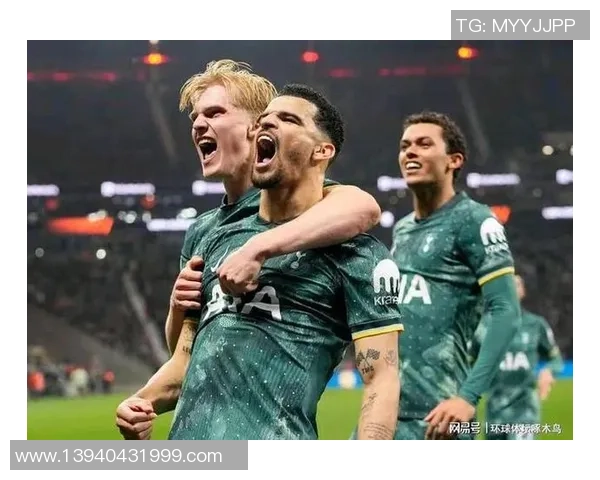 傻大个足球明星的成长之路与场上风采的完美结合 傻大个足球明星的成长之路与场上风采的完美结合